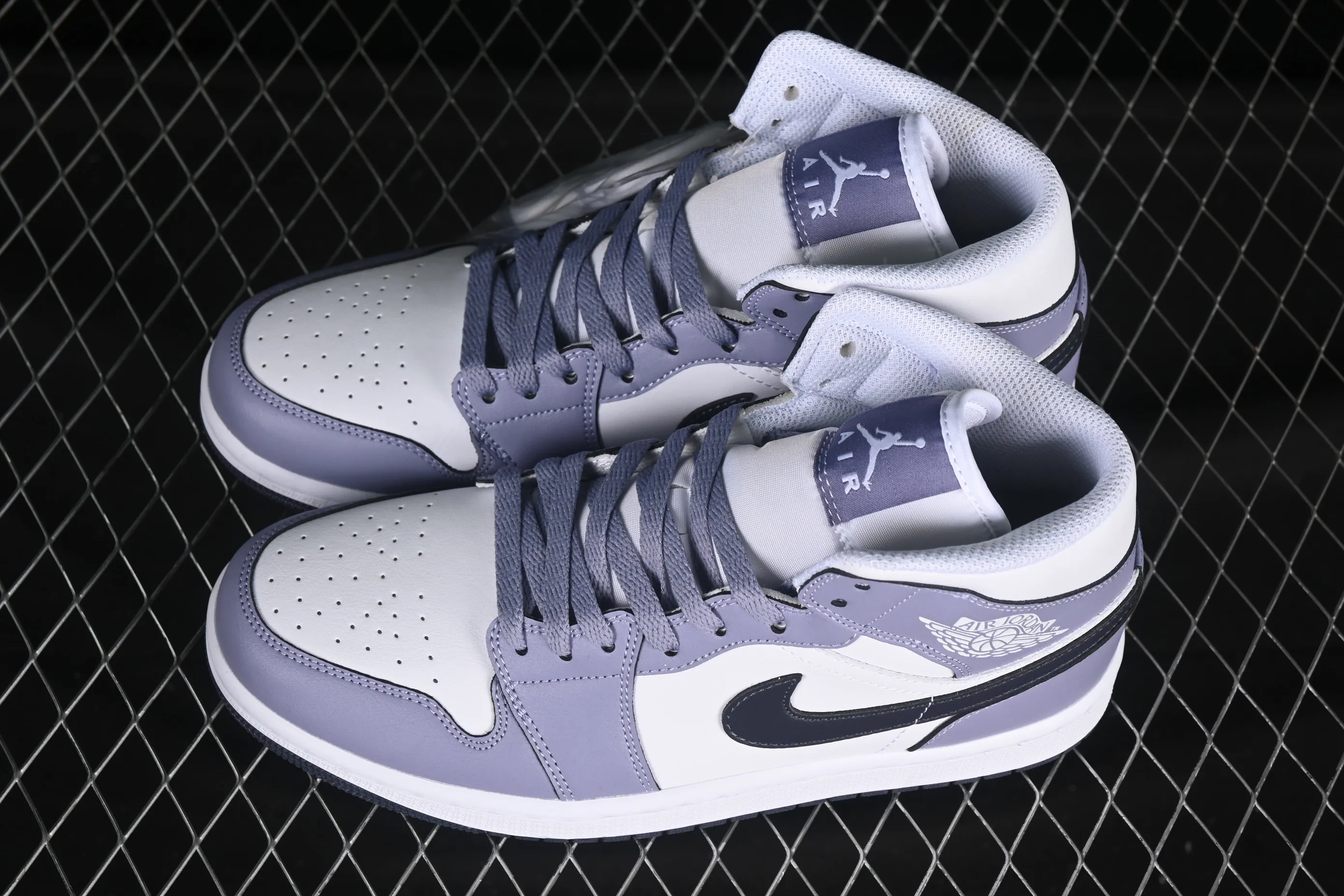 All categories Air Jordan Jordan series basketball shoes Air Jordan 1 Mid Air Jordan 1 Mid AJ1 Joe 1 haze purple mid-top cultural and casual sneakers DQ8426-145